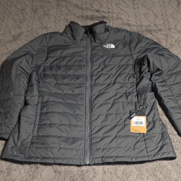 The North Face Jackets & Blazers - The North Face Charcoal Quilted Reverible Jacket